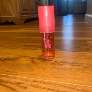 Sol de Janeiro When in Rio Setting Spray - Vibrant Pink